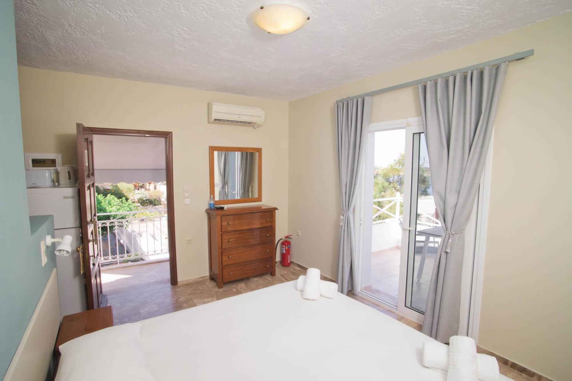 Acropolis Hotel Masouri Esterno foto