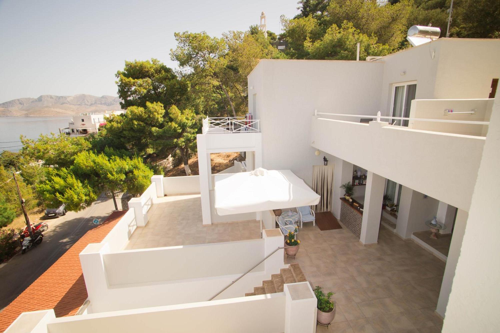 Acropolis Hotel Masouri Esterno foto
